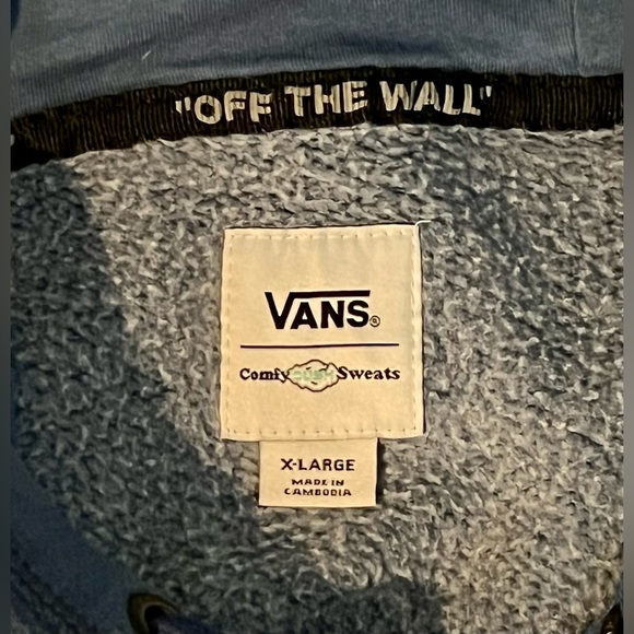 Men’s Vans Blue Ombré Hoodie- Size Large (tag says XL but it fits like a Large) - Picture 3 of 3